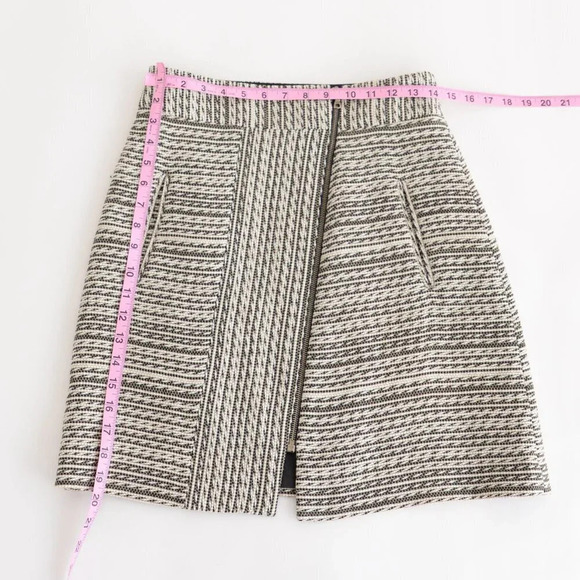 Judith & Charles Black and Cream 68% Linen Mini Skirt Size 6 - Picture 5 of 12